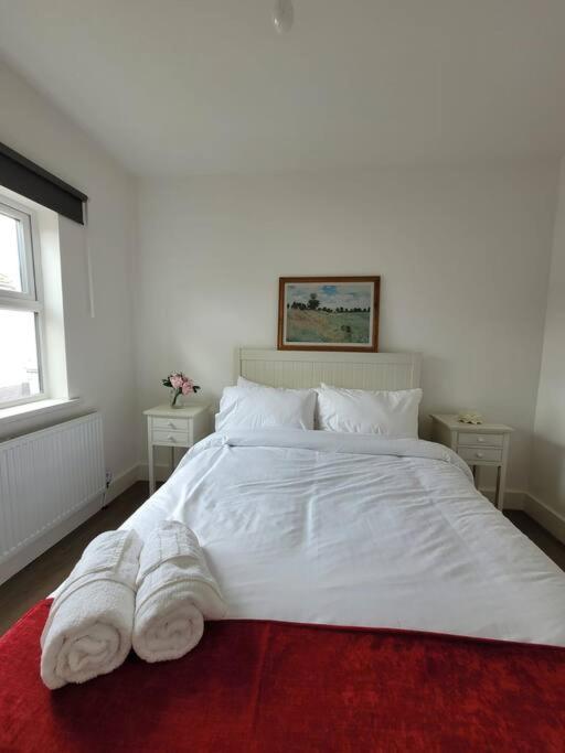 - Near Heathrow Ferienhaus *